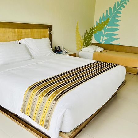 Costa Pacifica Resort Baler Exterior photo