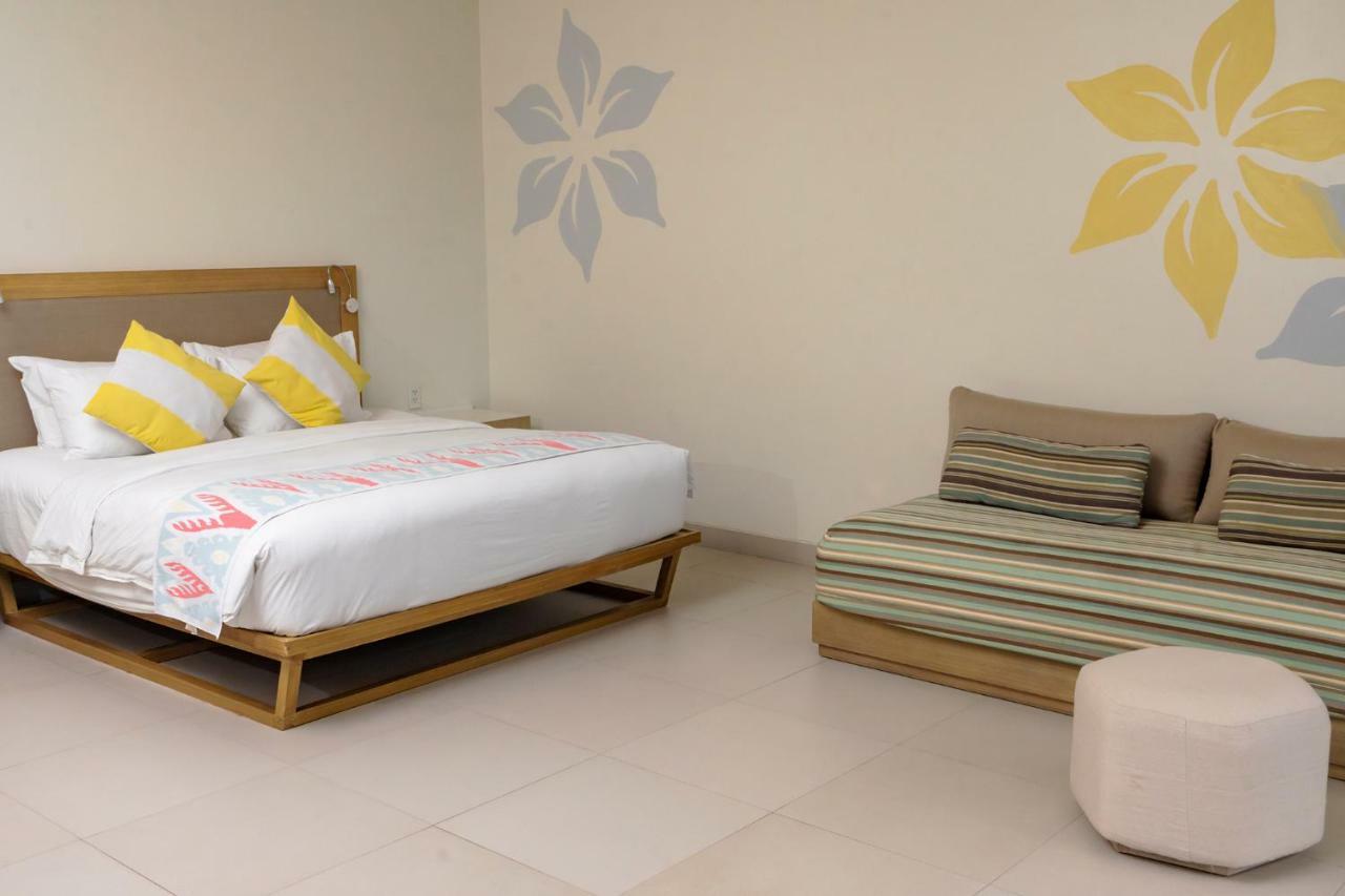 Costa Pacifica Resort Baler Exterior photo