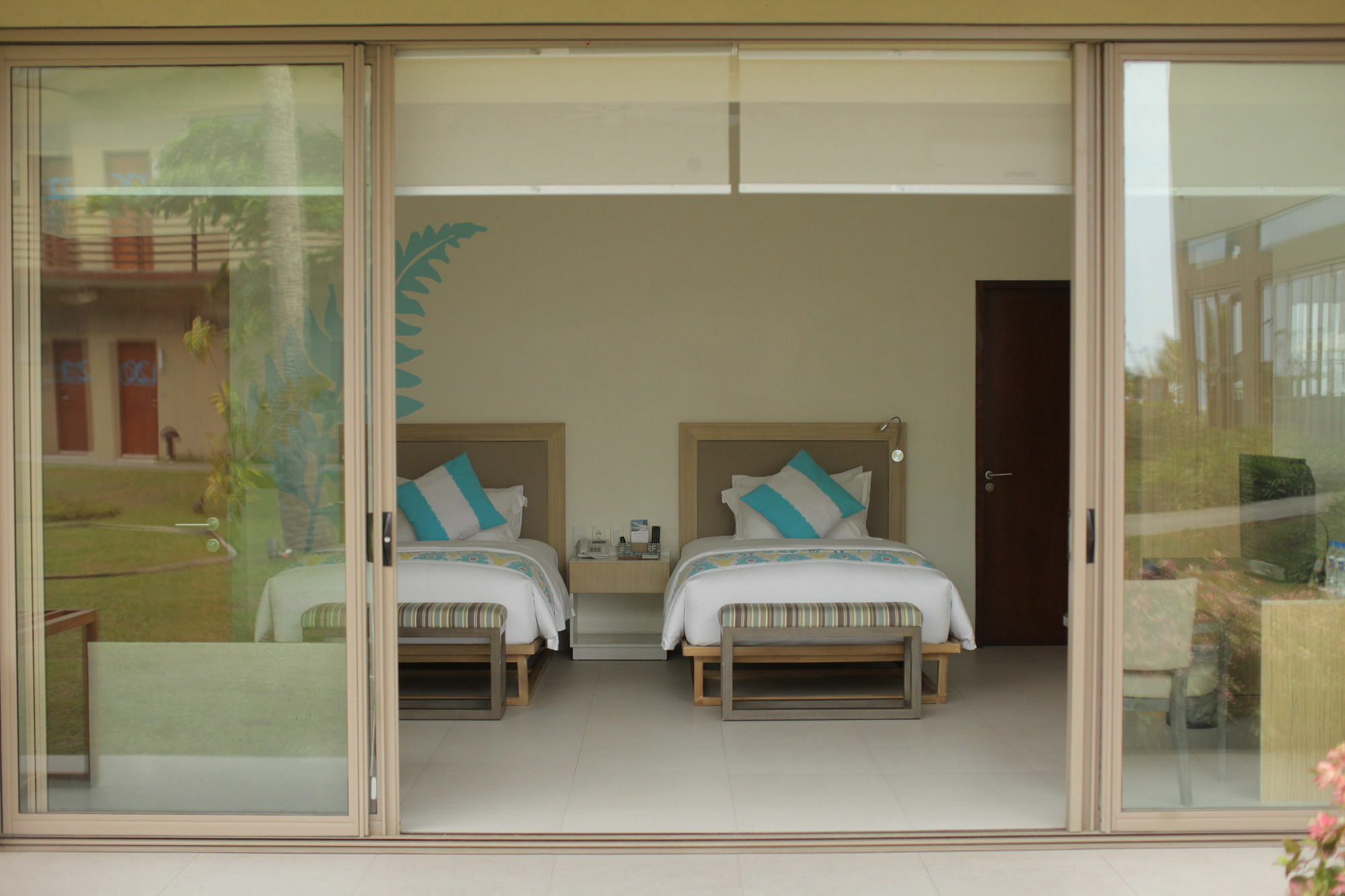 Costa Pacifica Resort Baler Exterior photo